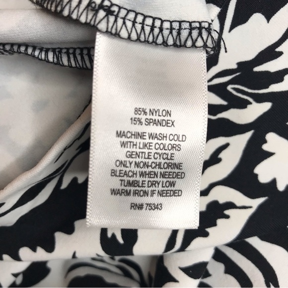 ADRIENNE VITTADINI XS Floral Black & White Box Pleat A-Line Swing Skater Skirt - Picture 12 of 13